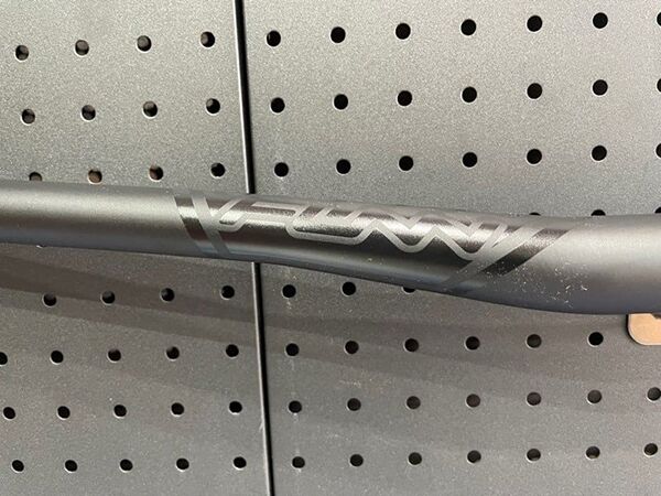Ghi đông xe đạp MTB Funn King Pin 31.6 785mm